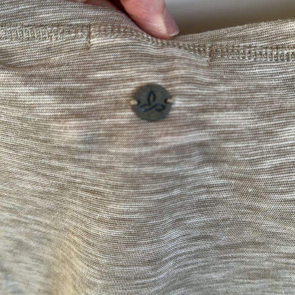 Prana SS top Large - Picture 5 of 5